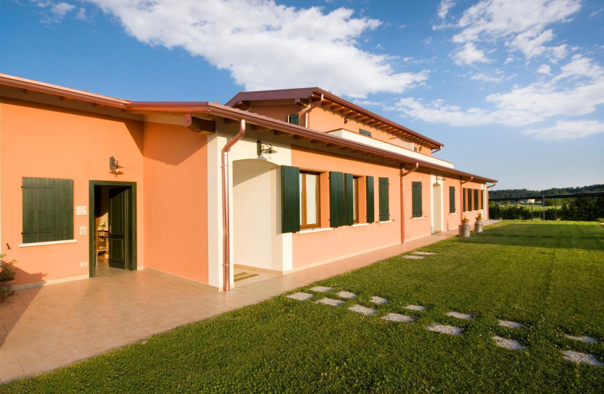 Agriturismo Cascina Roveri Монцамбано Экстерьер фото